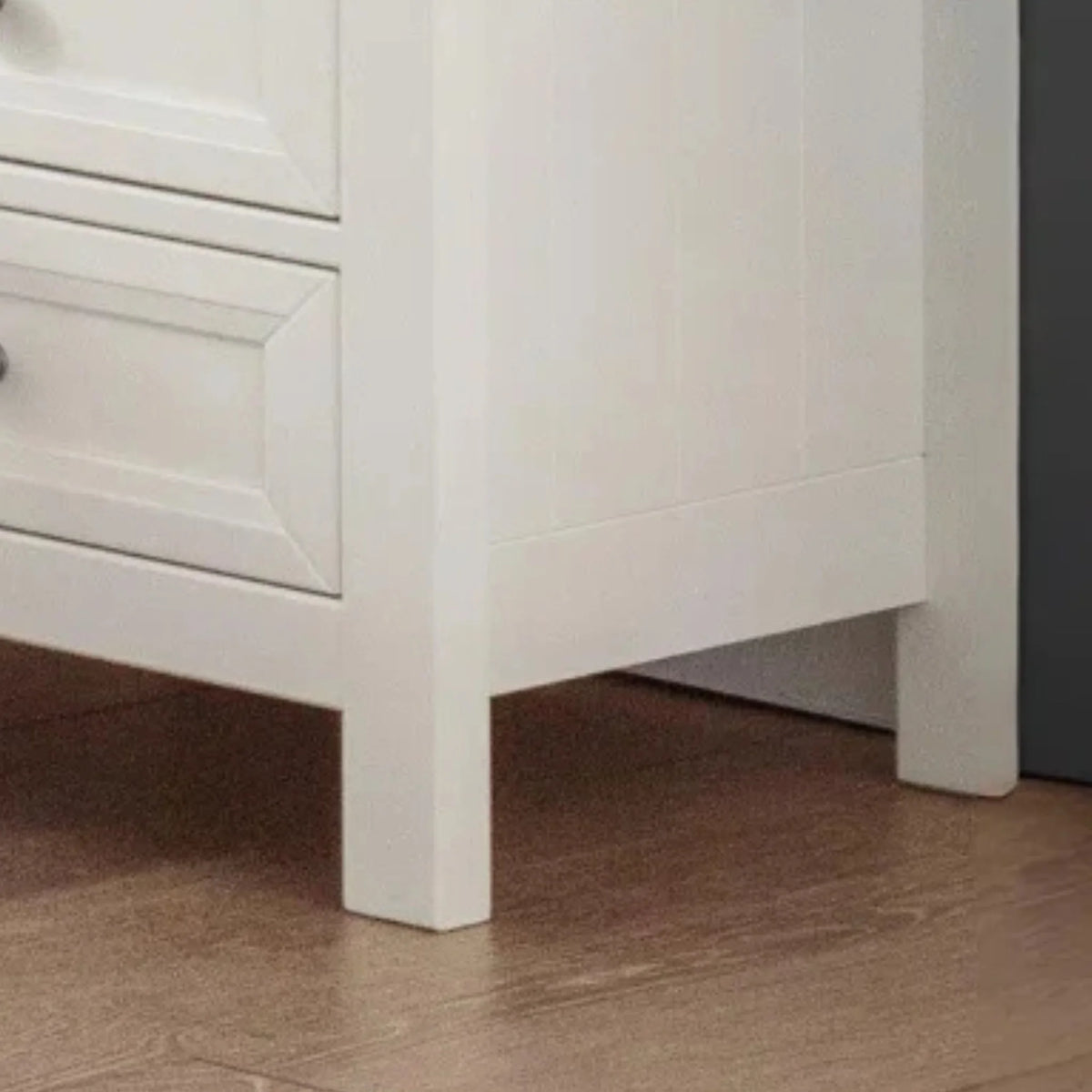 Maine White Wooden 3-Drawer Bedside Chest – corner and leg detail close-up