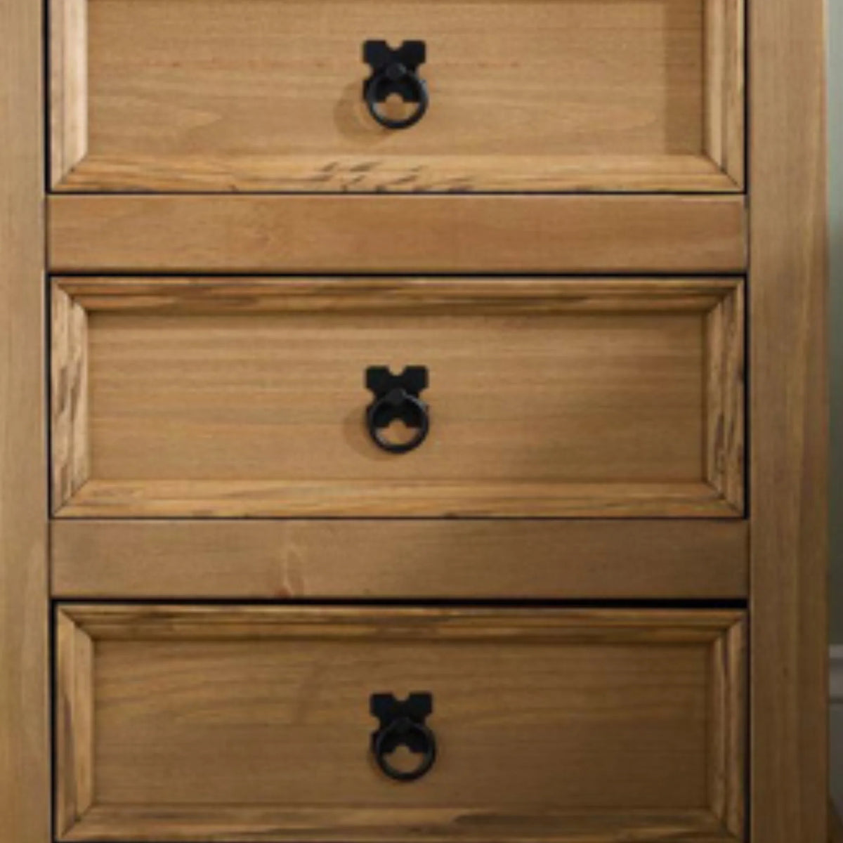 Corona Pine 3-Drawer Bedside Chest – drawer detail close-up