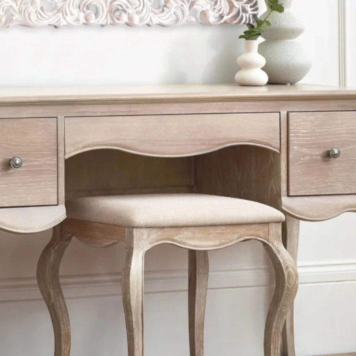 Camille Limed Oak 2-Drawer Dressing Table and Stool – stool and centre detail