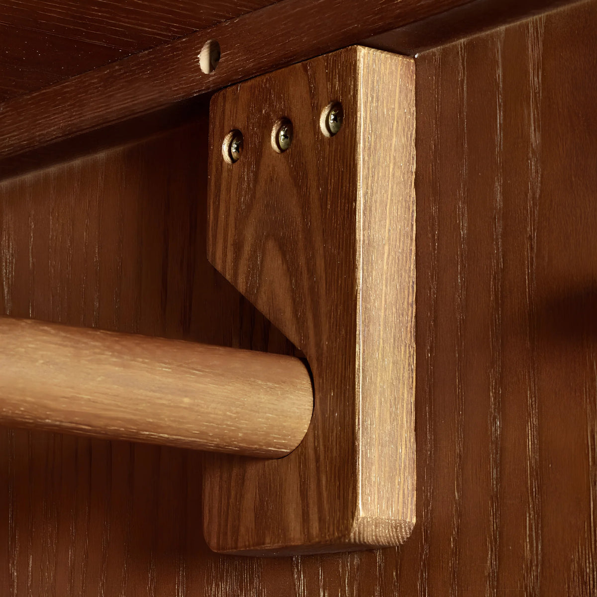 Lowry Cherry Ash 2-Drawer Combination Wardrobe – hanging rail support detail close-up