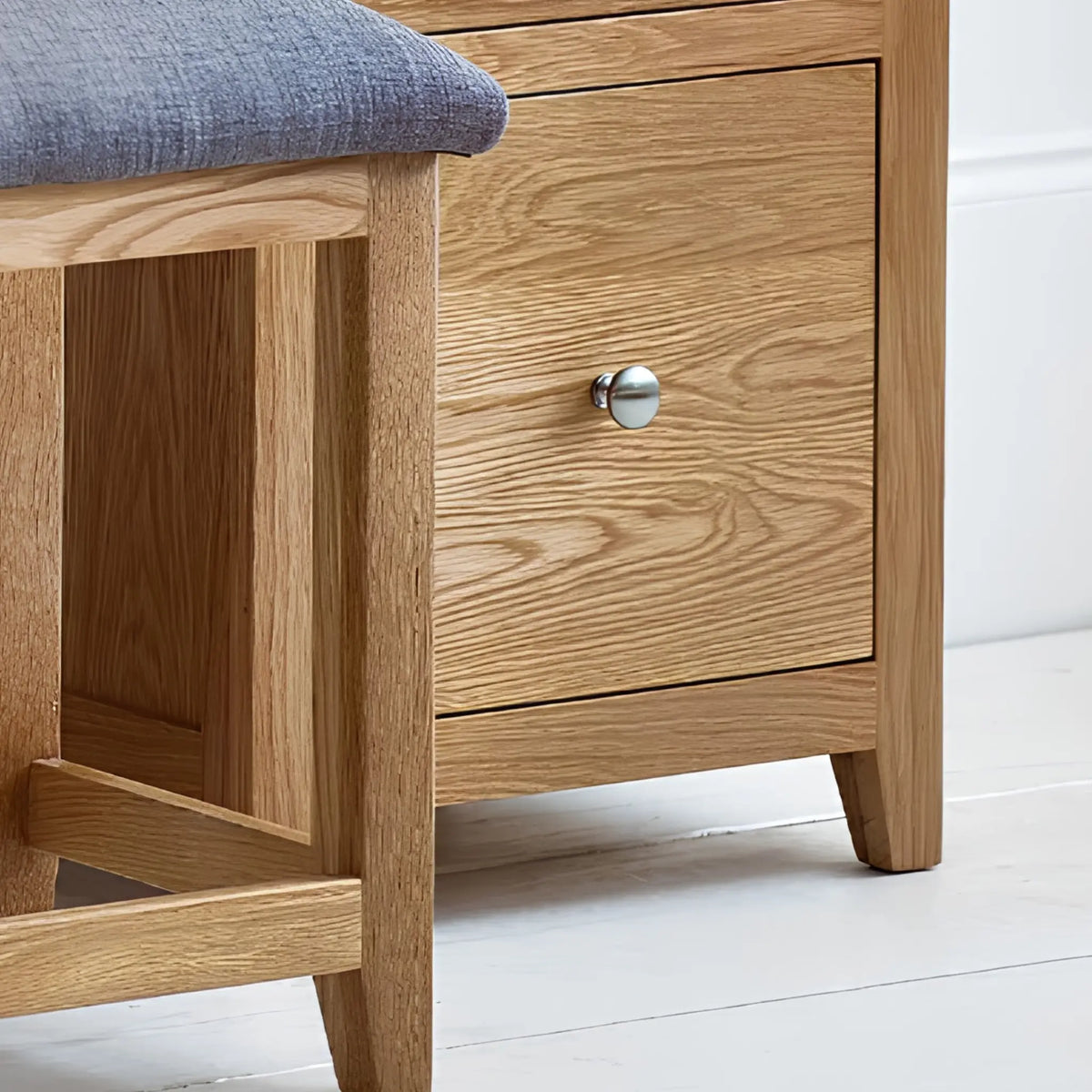 Mallory Oak 3-Drawer Dressing Table - drawer & corner detail close-up