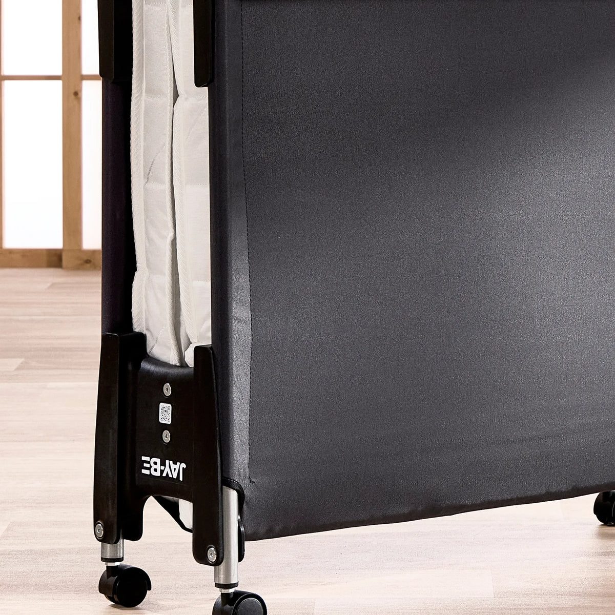 Quick Folding Bed with Pocket Sprung Mattress – close-up of folded frame and mattress