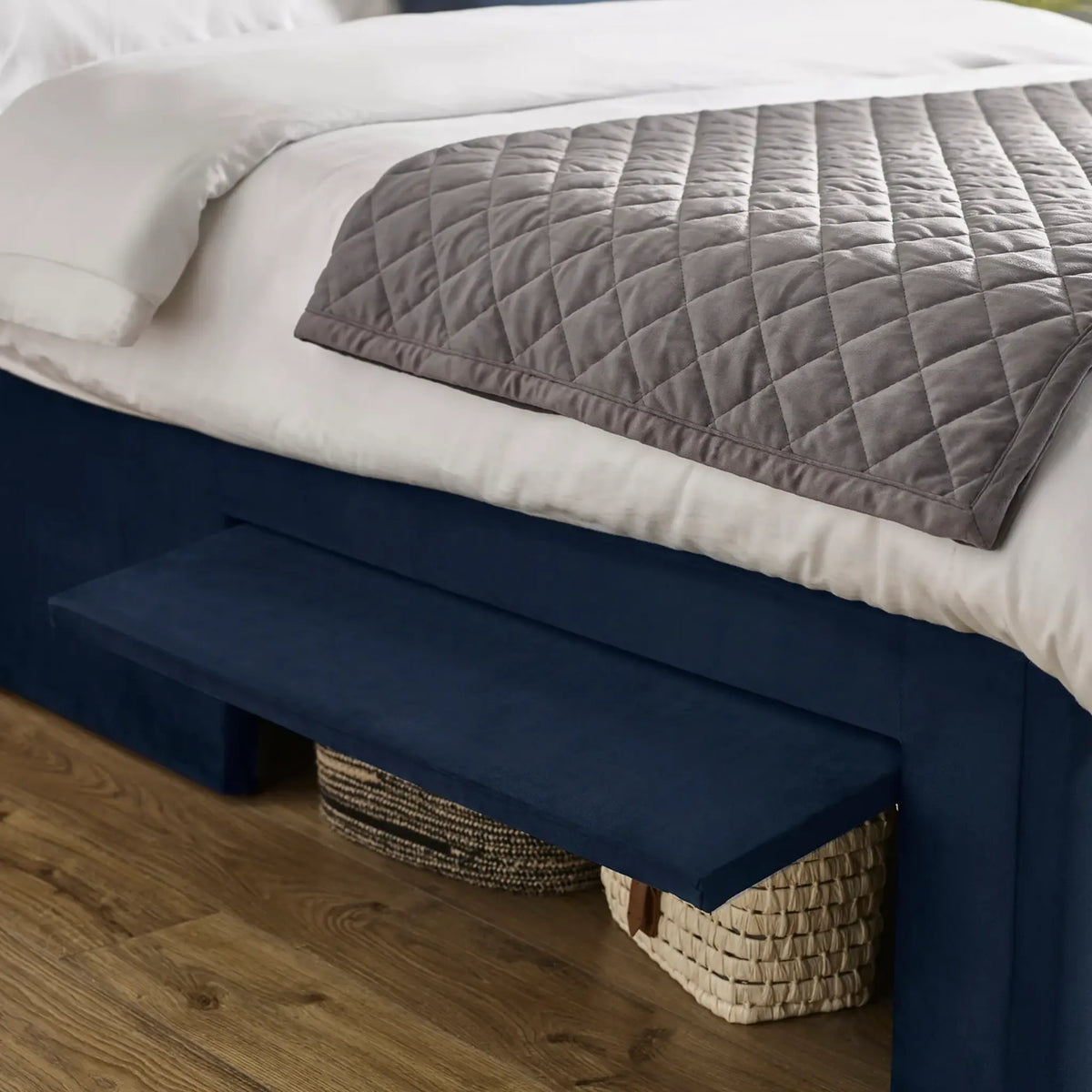 Leila Blue Velvet Divan Bed