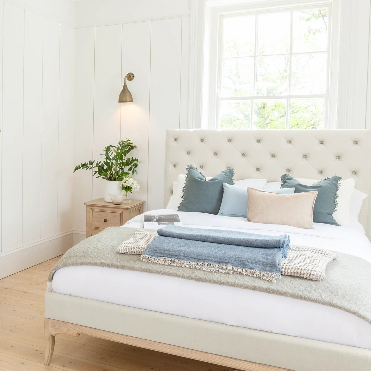 Toulon Cream Upholstered Wooden Bed