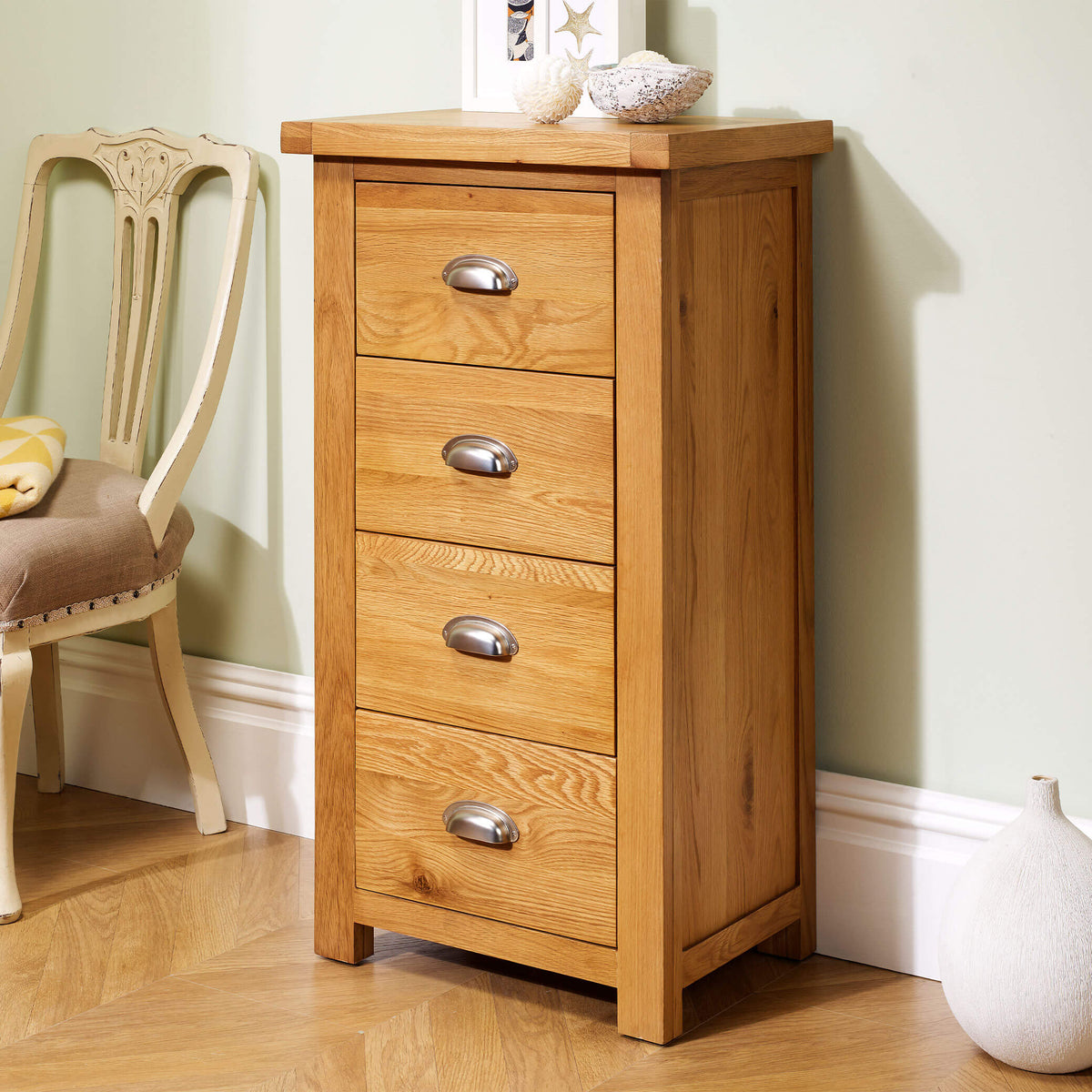 Woburn Oak 4 Drawer Narrow Chest