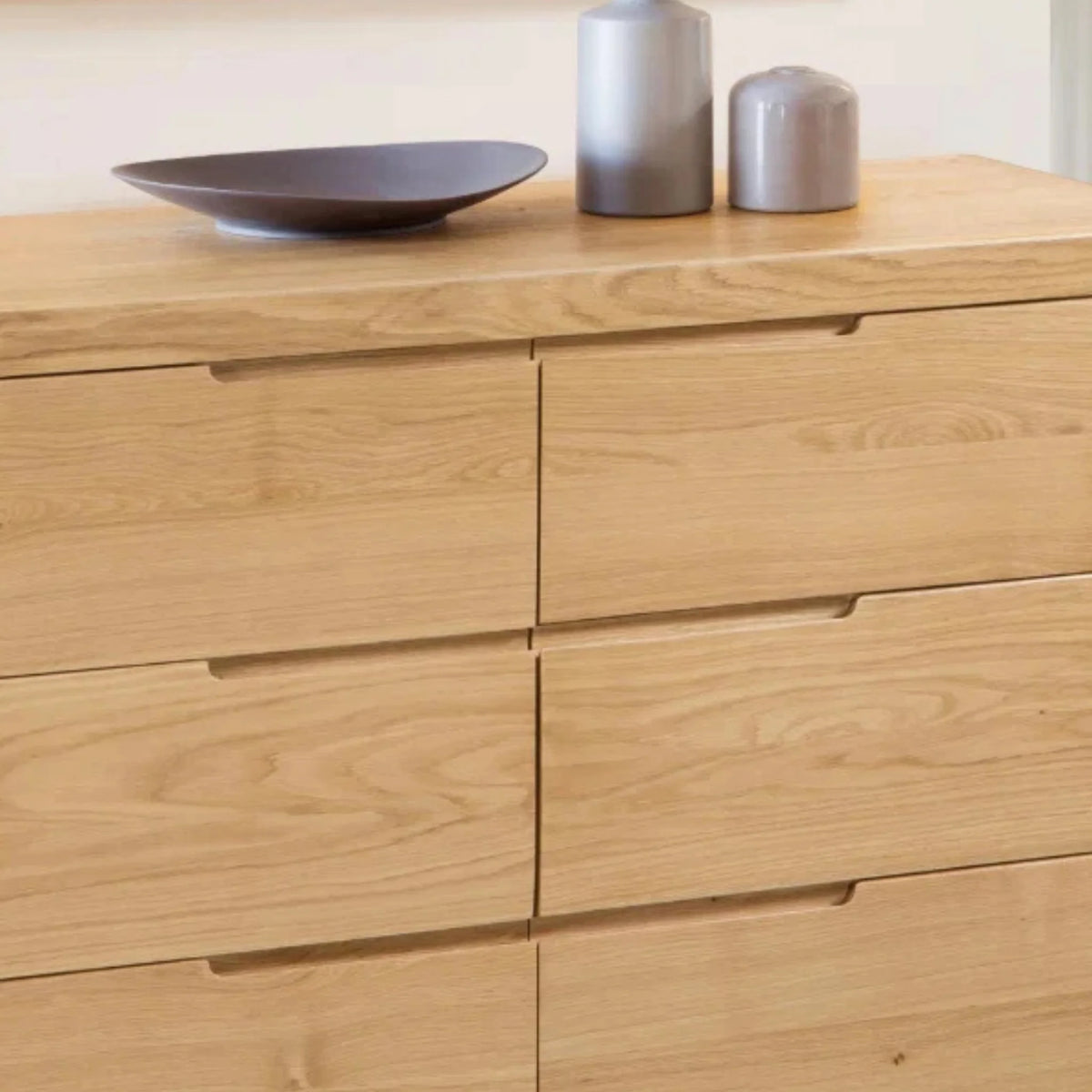 Curve Oak 6-Drawer Chest – drawer detail close-up