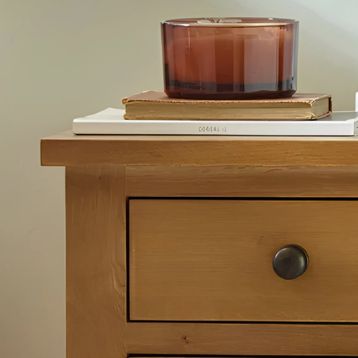 Marlborough Oak 3-Drawer Bedside Chest – top and drawer detail close-up