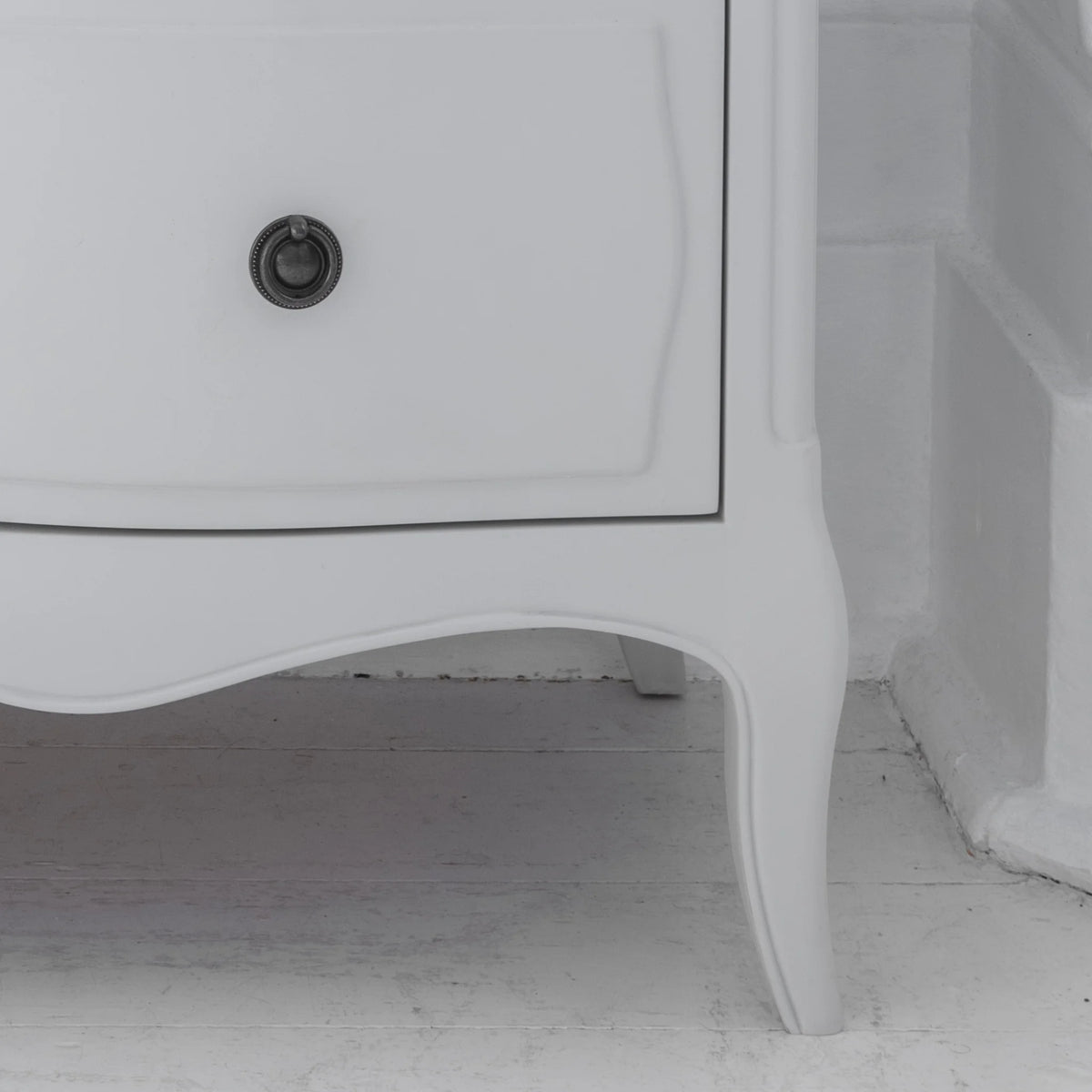 Amelie White Wooden 2-Drawer Bedside Chest – bottom corner close-up showing cabriole leg