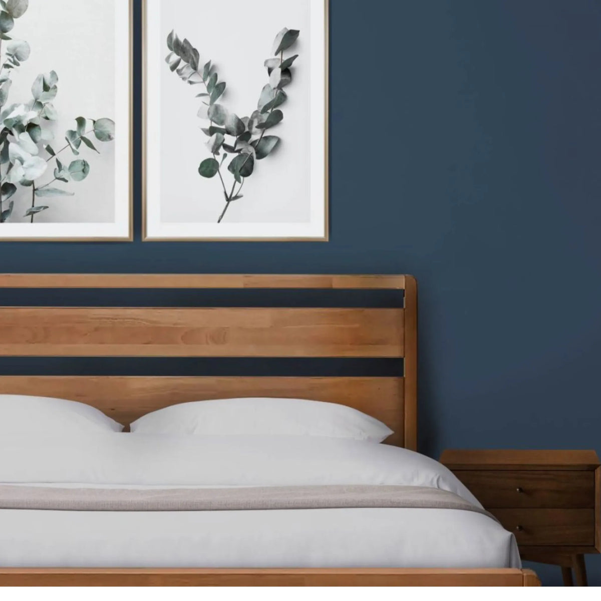 Skandi Wooden Bed – close-up of wooden footboard and structural detail