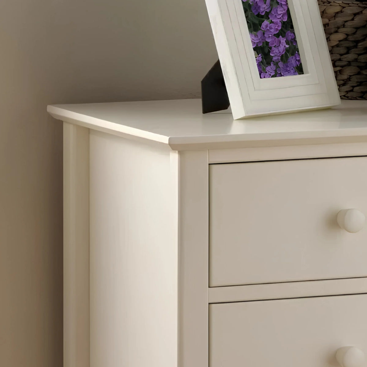 Cameo White 5-Drawer Chest – top corner detail close-up