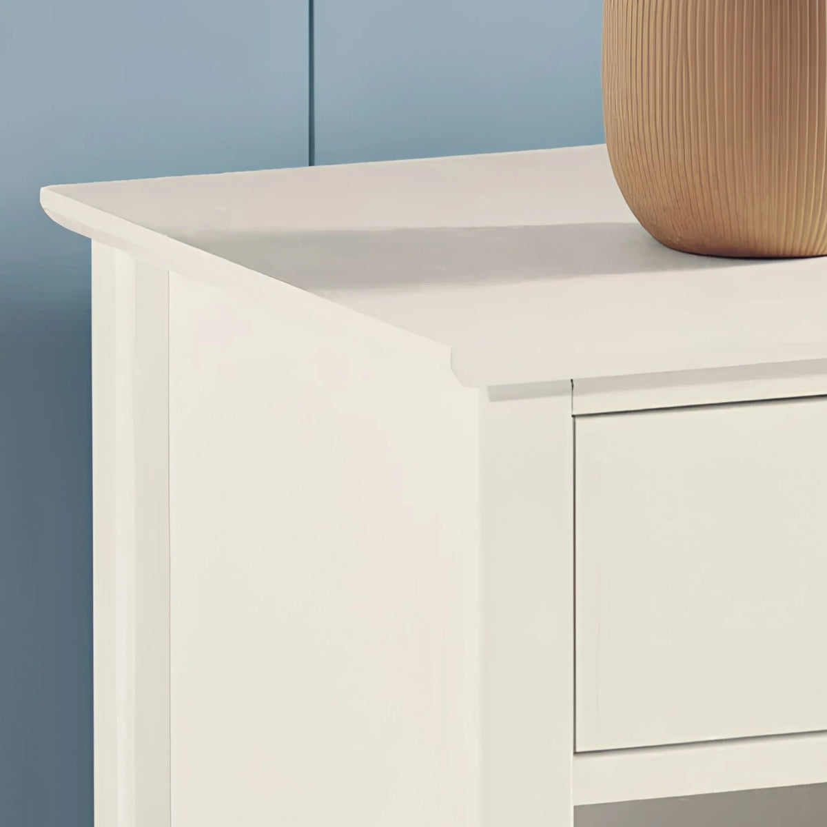 Cameo White 1-Drawer Bedside Table – top corner detail close-up