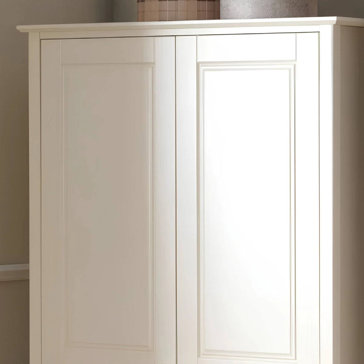 Cameo White Combination Wardrobe – top cabinet detail