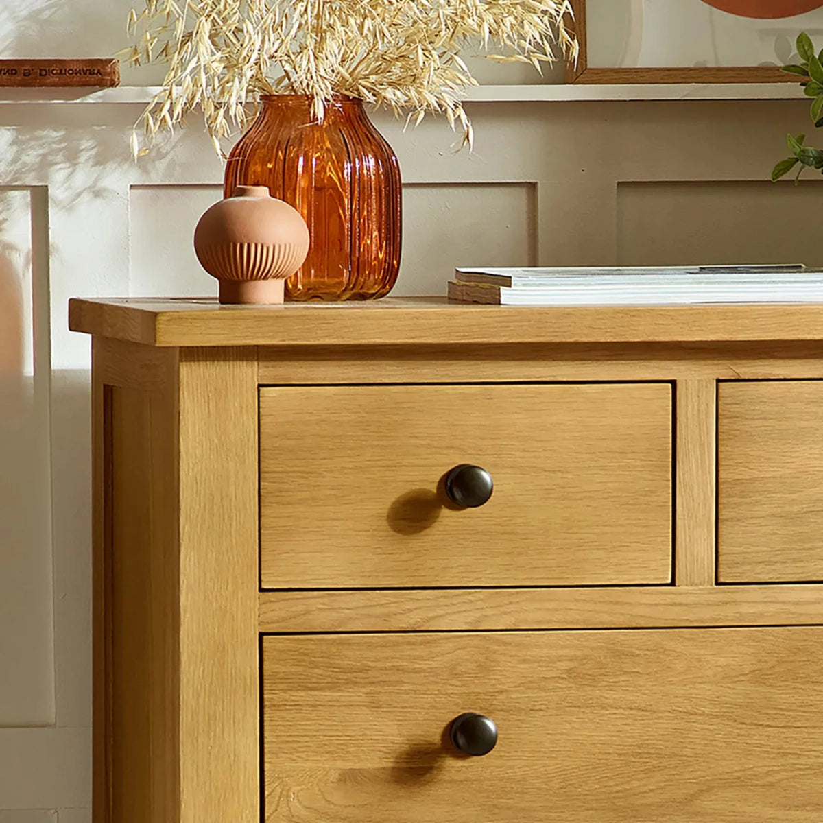 Marlborough Oak 6-Drawer Chest – top and drawer detail close-up