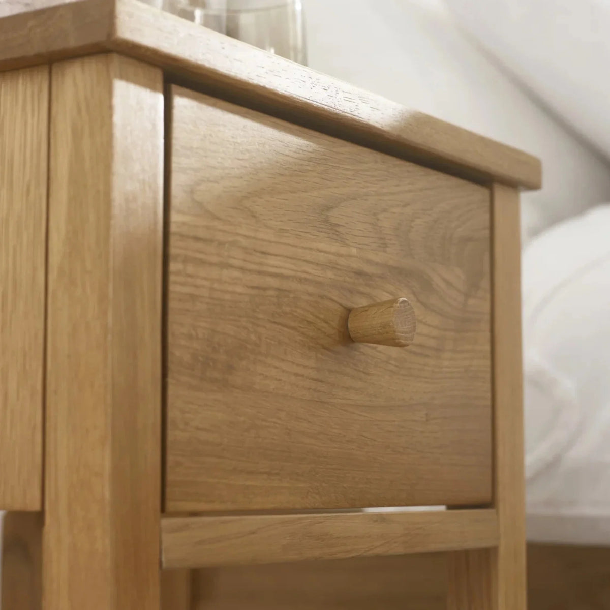 Coxmoor Oak 1-Drawer Bedside Table – drawer detail close-up