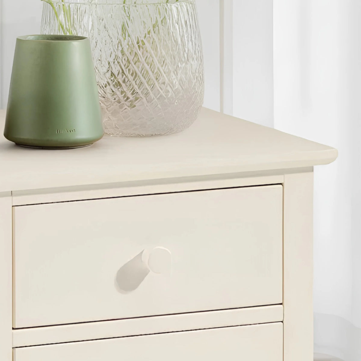 Cameo White 3-Drawer Bedside Chest – top surface and upper drawer detail close-up