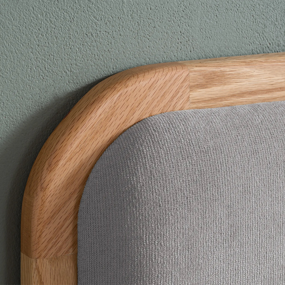 Amaya Grey Linen And Oak Bed