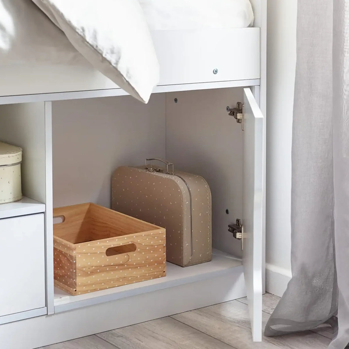 Atom White Wooden Low Sleeper Bed