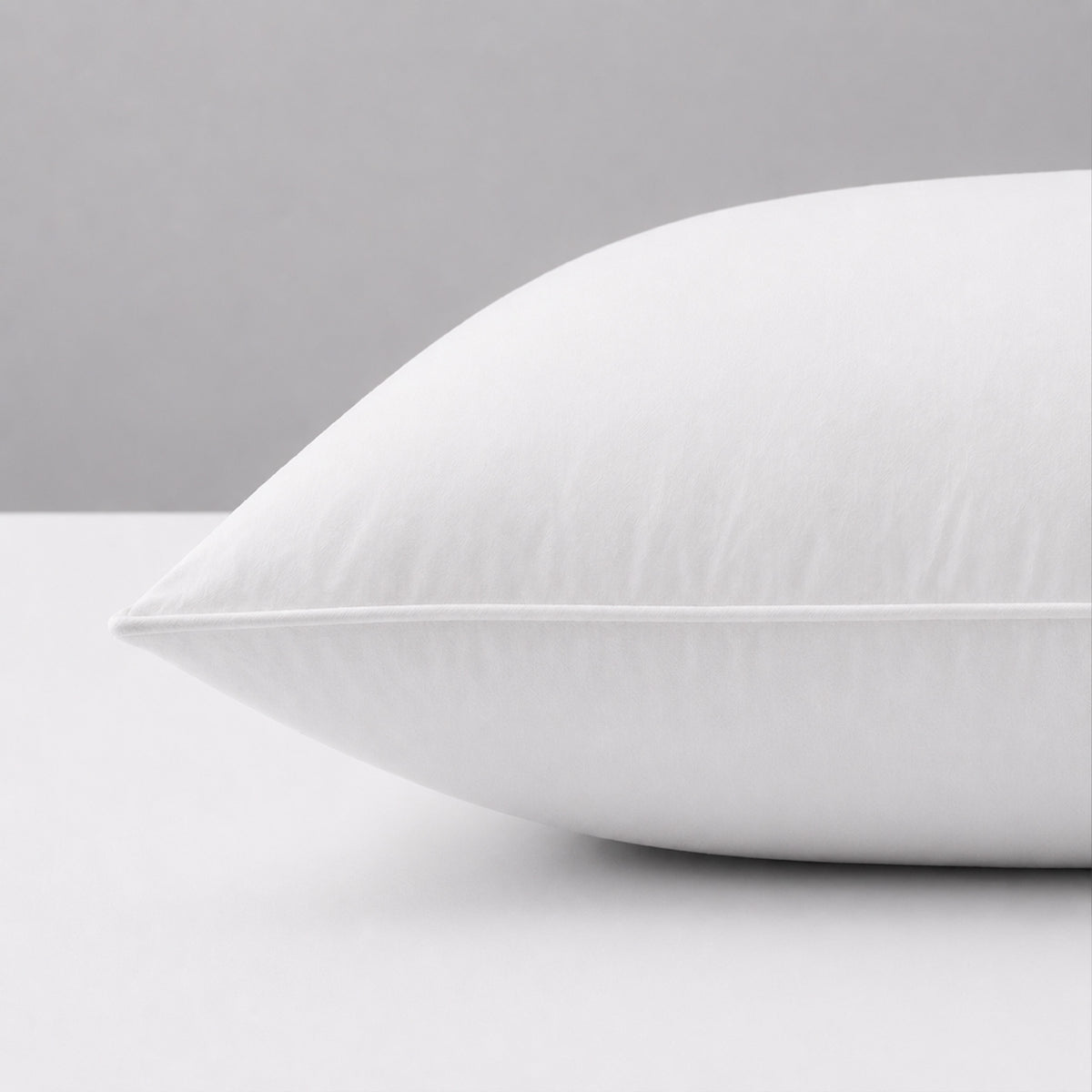 Hotel Classic Pillow