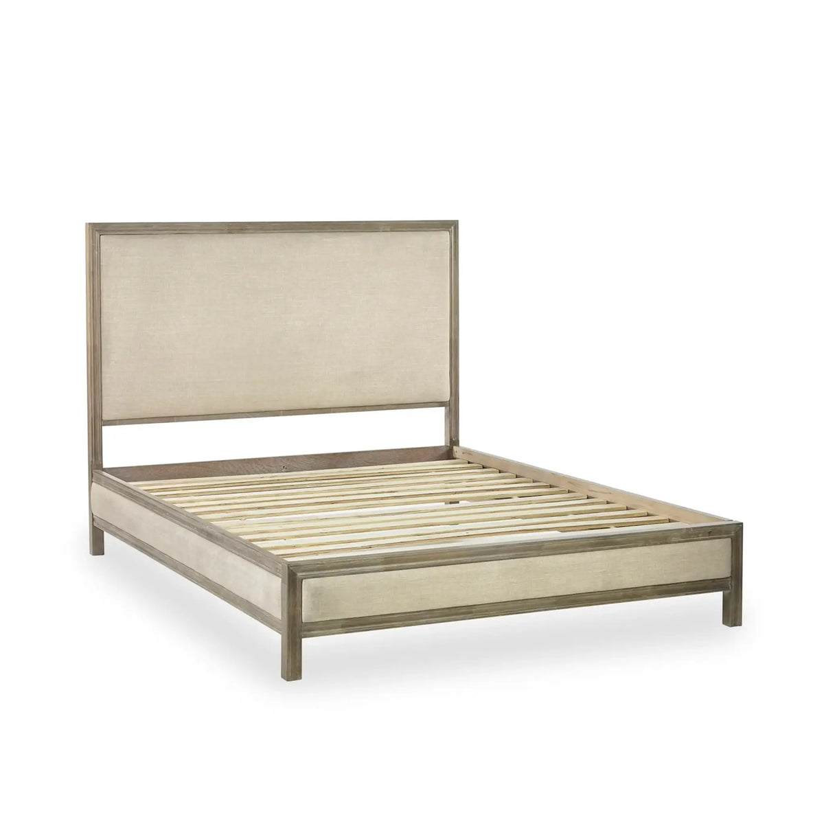 Lucie Bed