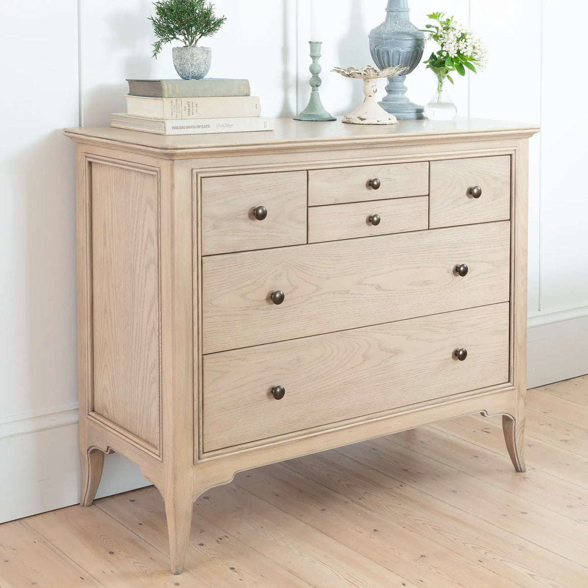 Toulon Oak 6-Drawer Chest