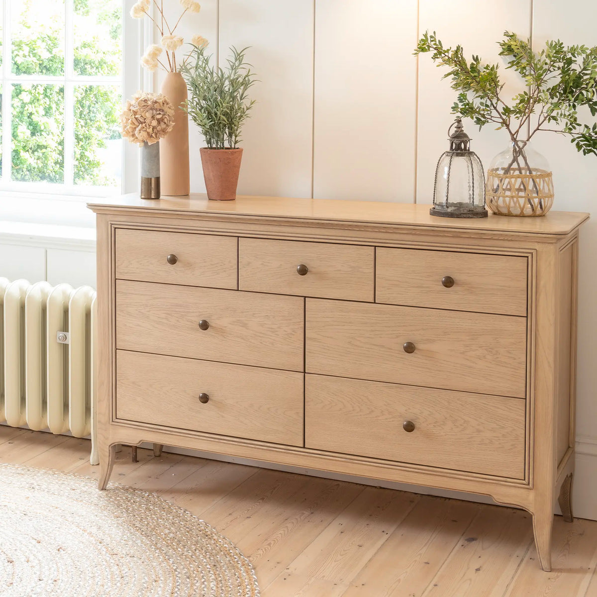 Toulon Oak 7-Drawer Chest