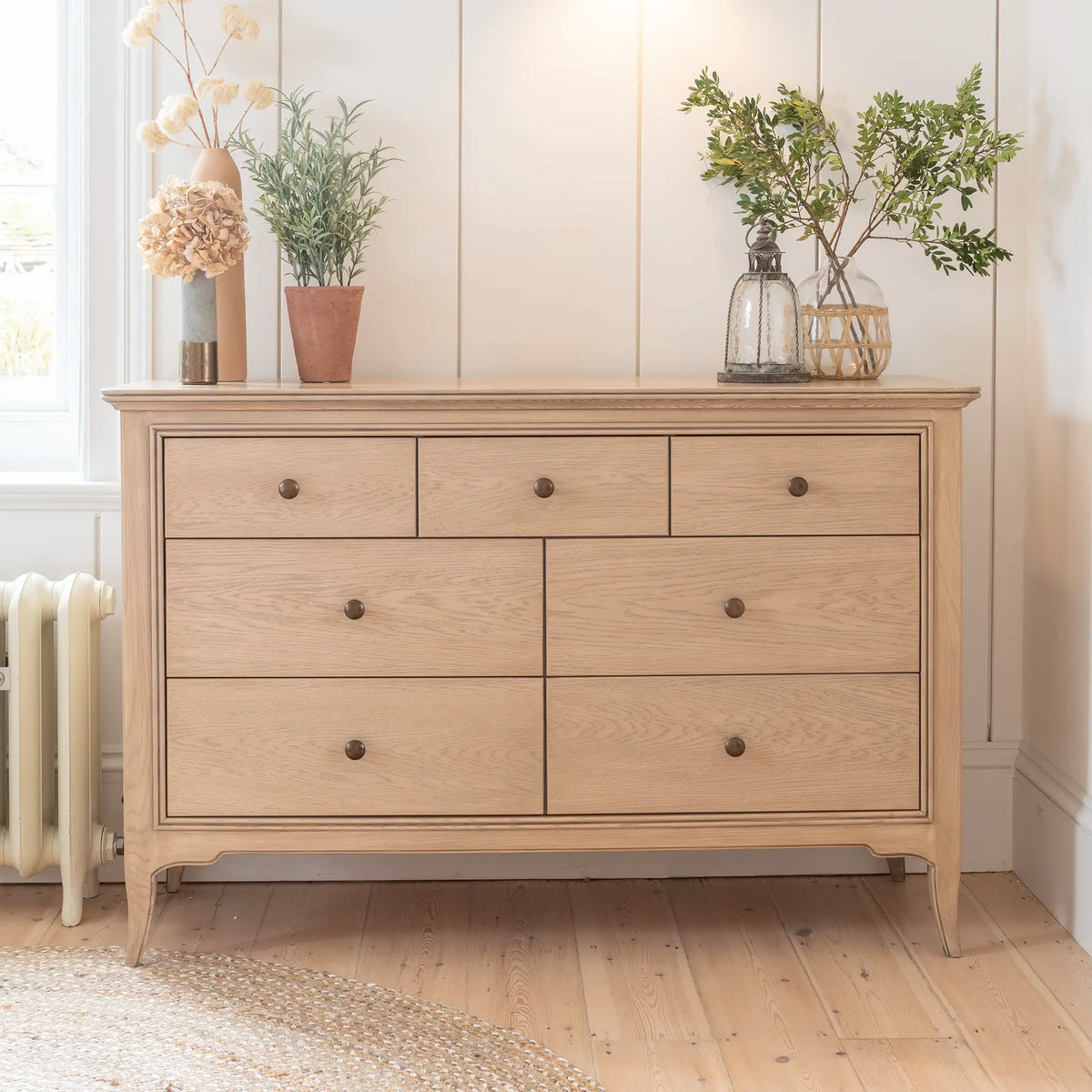 Toulon Oak 7-Drawer Chest