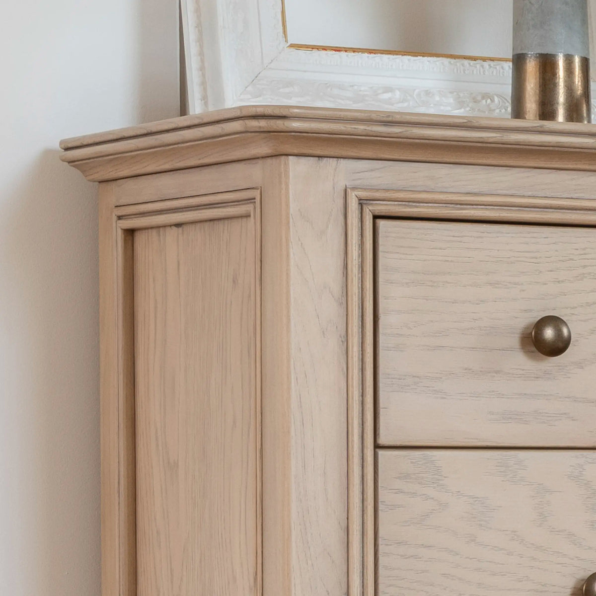 Toulon Oak 8-Drawer Chest