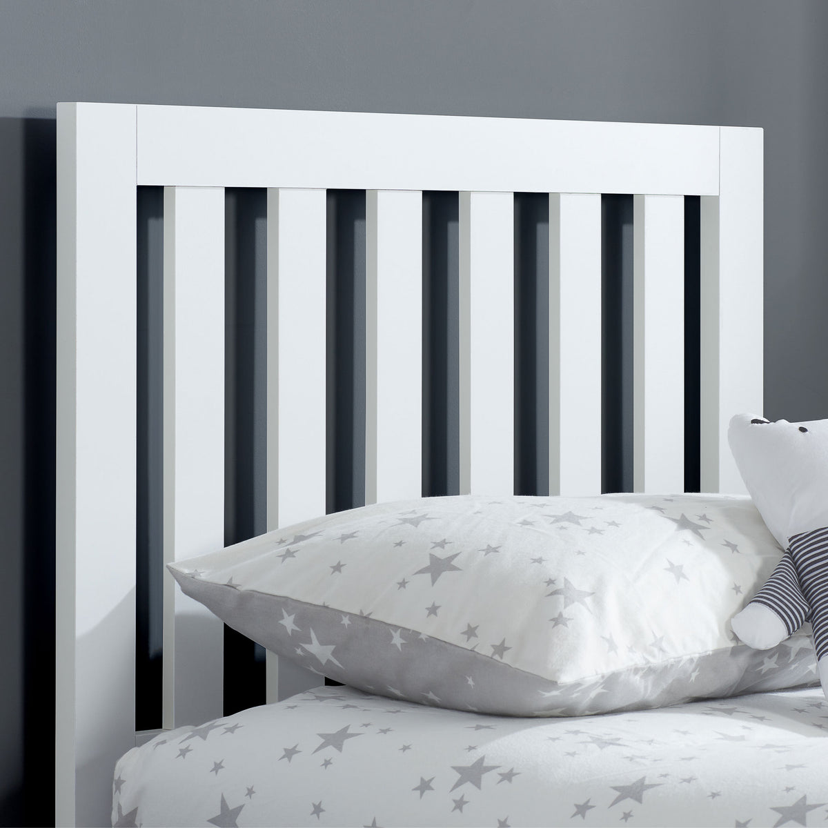 Appleby Bed White