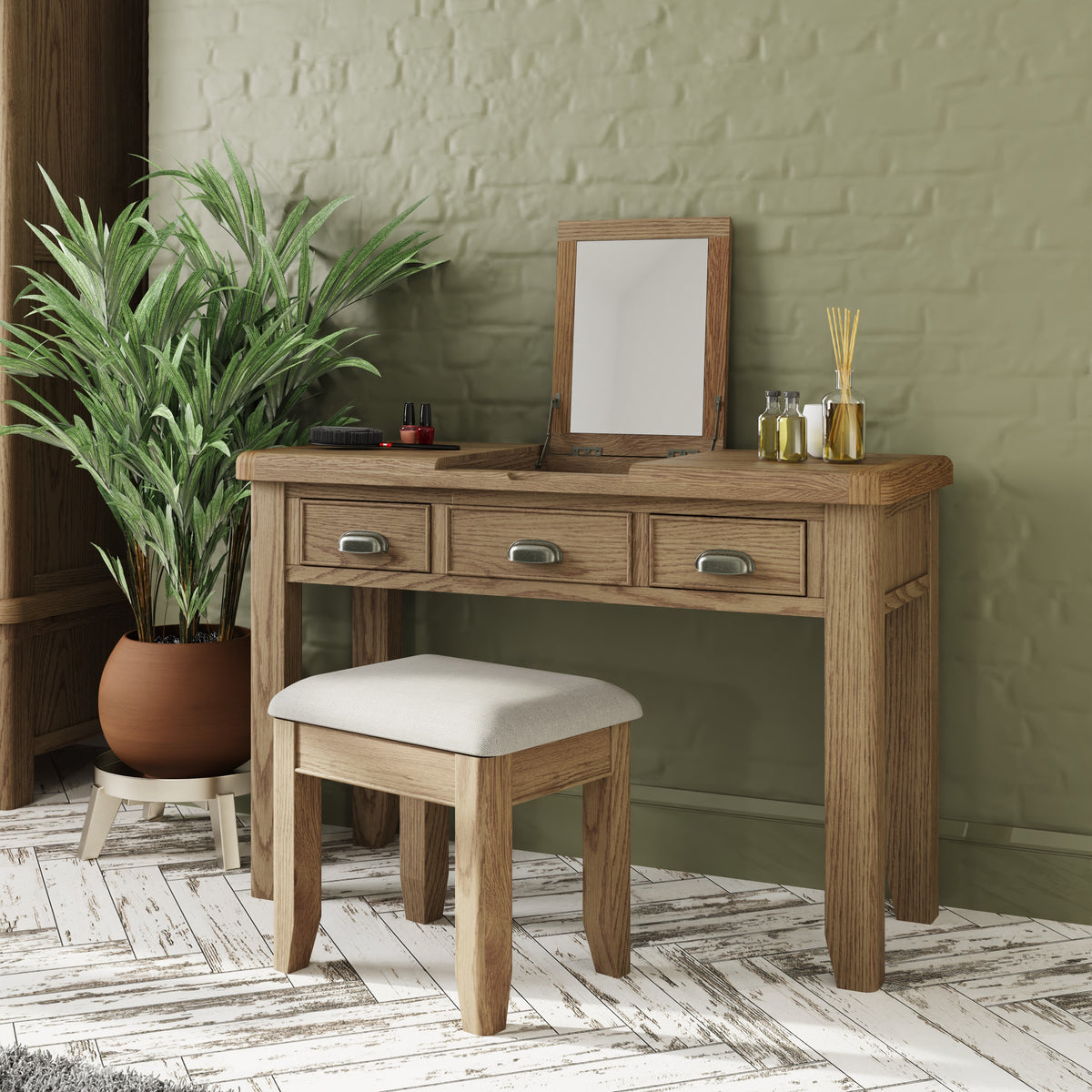 Hatton Oak Dressing Table