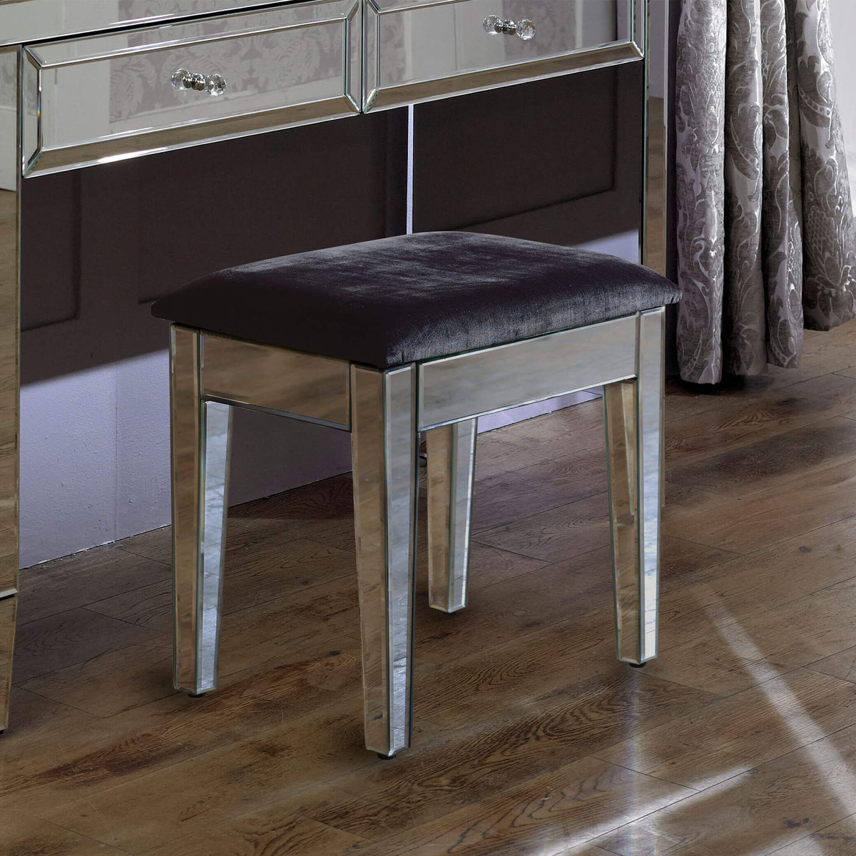 valencia stool