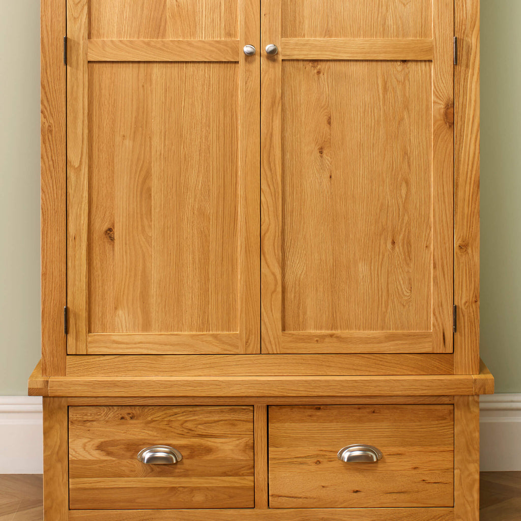 Woburn Oak 2 Door 2 Drawer Wardrobe Details