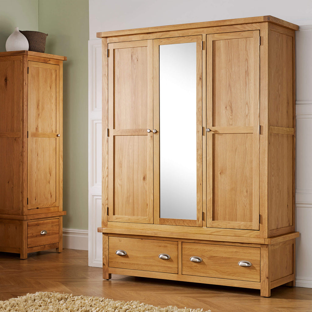 Woburn Oak 3 Door 2 Drawer Wardrobe