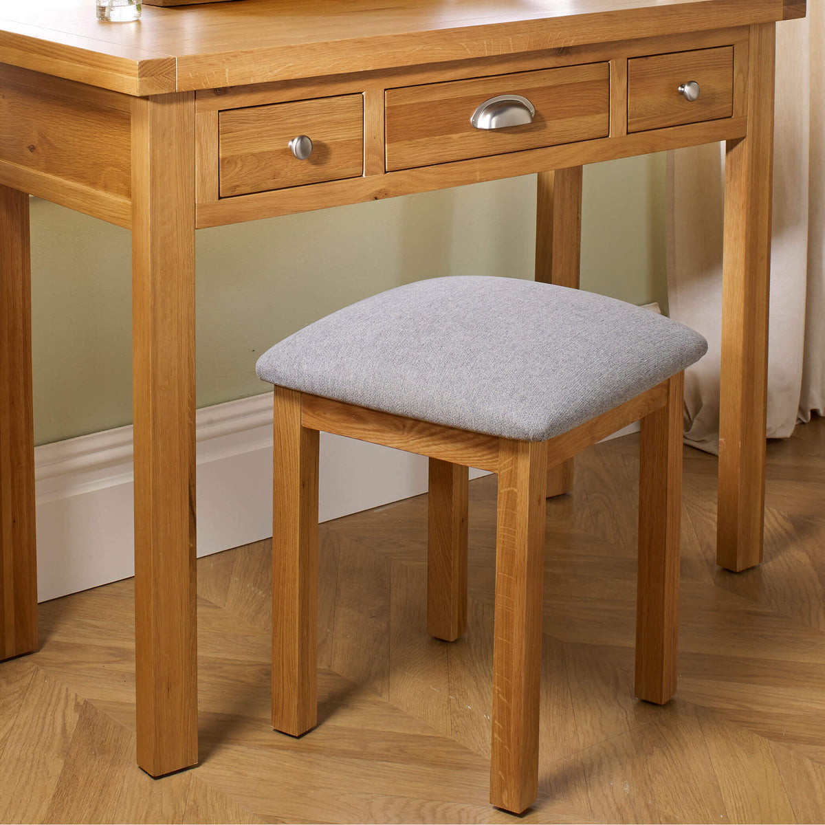 Woburn Stool Side
