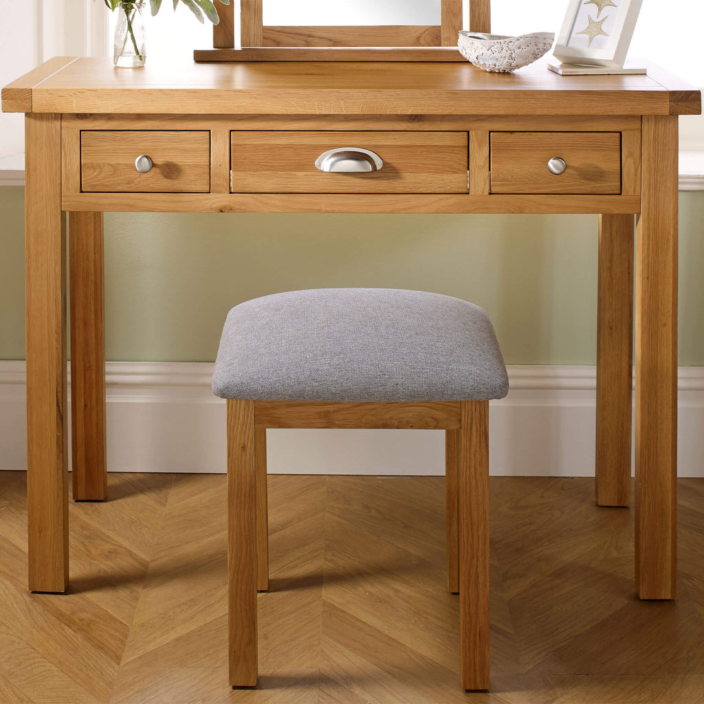 Woburn Stool